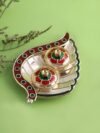Aapno Rajasthan Green & Red Glossy Leaf Roli Chawal Thali