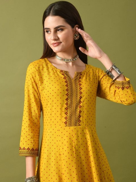 ANNSH APPAREL Ethnic Motifs Printed Round Neck Anarkali Kurta