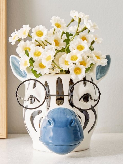 Home Centre Gloria White Ceramic Giraffe Planter