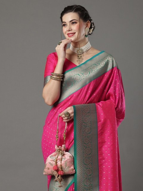 Mandara Floral Woven Design Zari Banarasi Saree - Image 4