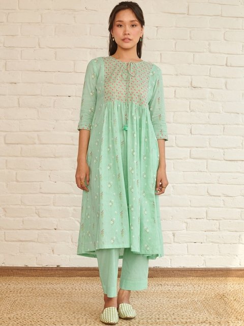 Prakriti Jaipur Floral Printed Notch Neck Cotton A-Line Kurta