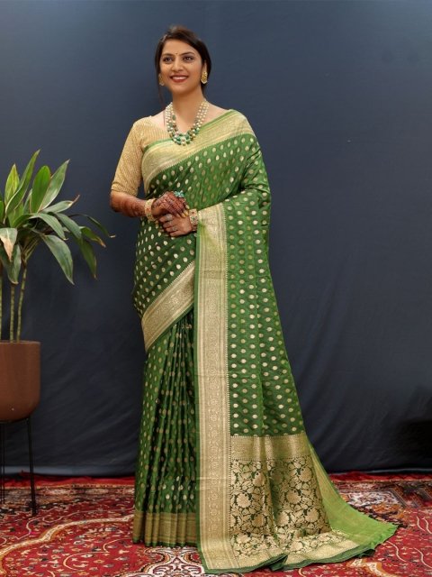 Royal Rajgharana Saree Woven Design Zari Pure Silk Banarasi Sarees - Image 3