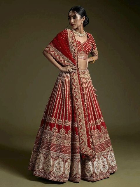 Trendmalls Embroidered Sequinned Semi-Stitched Lehenga & Unstitched Blouse With Dupatta